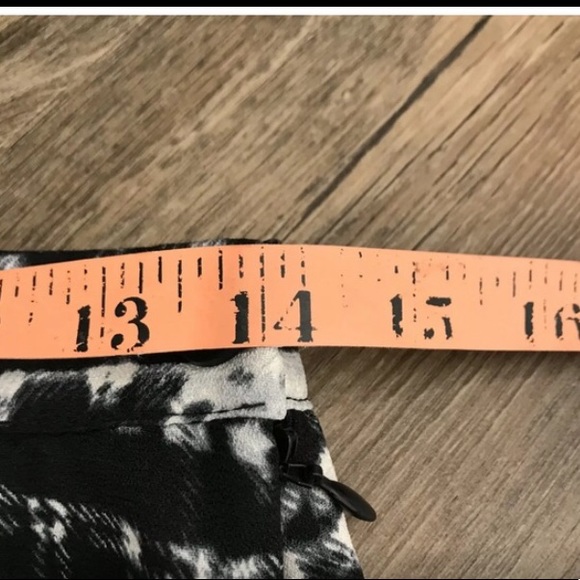 Lily White Midi Skirt - Picture 4 of 6